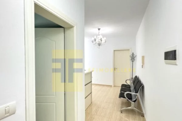 Business Property for Rent 3+1 in Tirana - 700 Euro