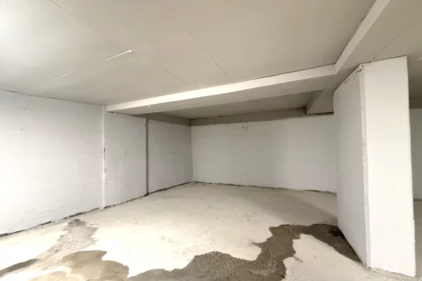 Shtepi ne shitje Apartament ne Tirane, 1+1, Mobilimi E mobiluar, Pagesa 122,000  Euro.