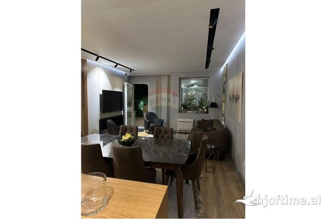 Shtepi ne shitje 2+1 ne Tirane - 450,000 Euro