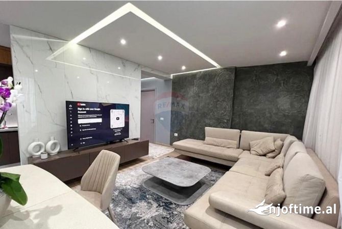 Shtepi me qera 2+1 ne Tirane - 1,000 Euro