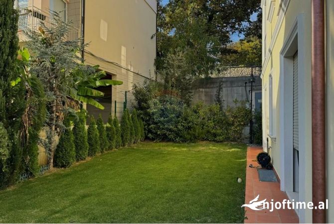 Casa in vendita 3+1 a Tirana - 549,000 Euro