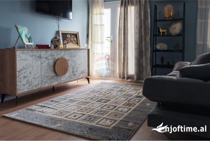 Shtepi me qera Apartament ne Tirane, 1+1, Mobilimi E mobiluar, Pagesa 900  Euro.