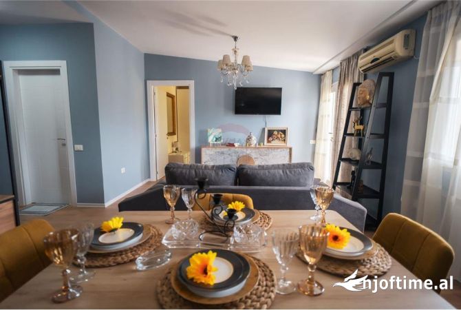 Shtepi me qera 1+1 ne Tirane - 900 Euro
