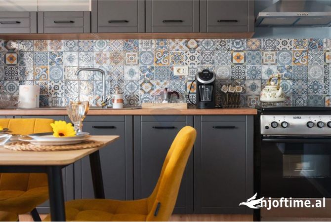 Shtepi me qera 1+1 ne Tirane - 900 Euro