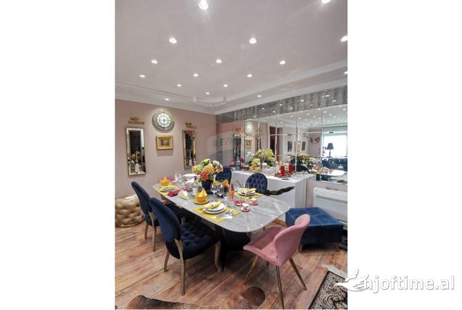 Shtepi me qera 2+1 ne Tirane - 2,300 Euro