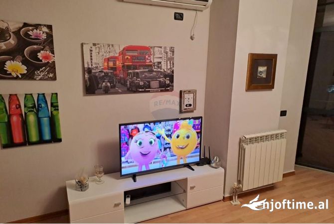 Shtepi me qera Apartament ne Tirane, 2+1, Mobilimi E mobiluar, Pagesa 650  Euro.