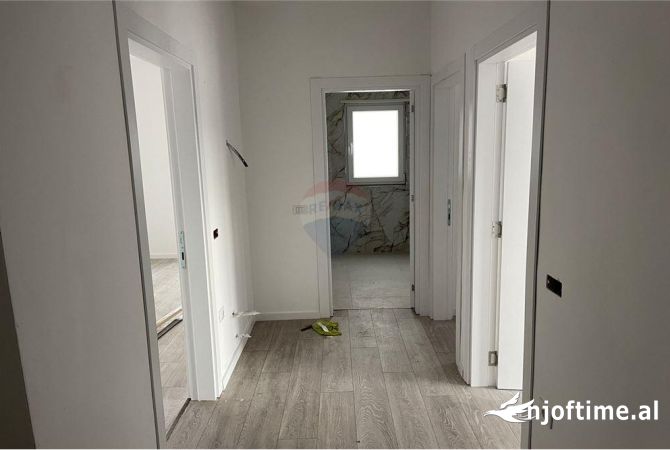 Shtepi ne shitje 2+1 ne Tirane - 214,000 Euro