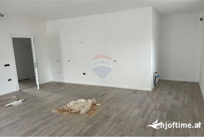 Shtepi ne shitje 2+1 ne Tirane - 214,000 Euro