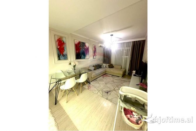 Shtepi ne shitje 1+1 ne Tirane - 155,000 Euro