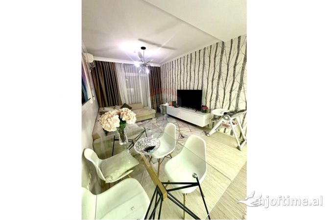 Shtepi ne shitje 1+1 ne Tirane - 155,000 Euro