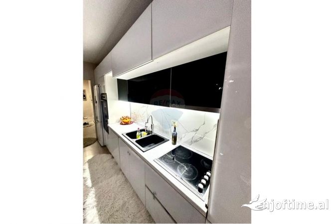Shtepi ne shitje 1+1 ne Tirane - 155,000 Euro