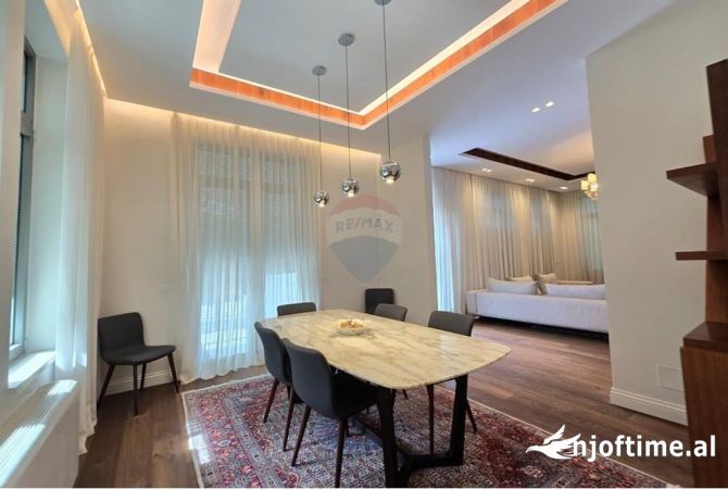 Shtepi me qera 4+1 ne Tirane - 7,000 Euro