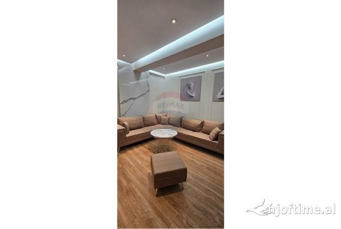 Shtepi me qera 1+1 ne Tirane - 700 Euro
