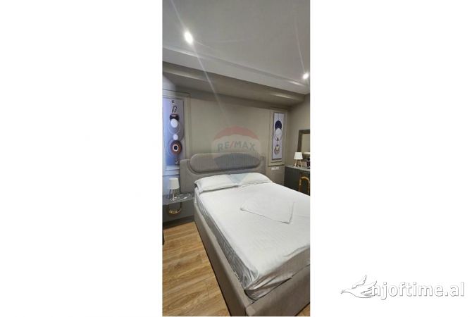 Shtepi me qera Apartament ne Tirane, 1+1, Mobilimi E mobiluar, Pagesa 700  Euro.