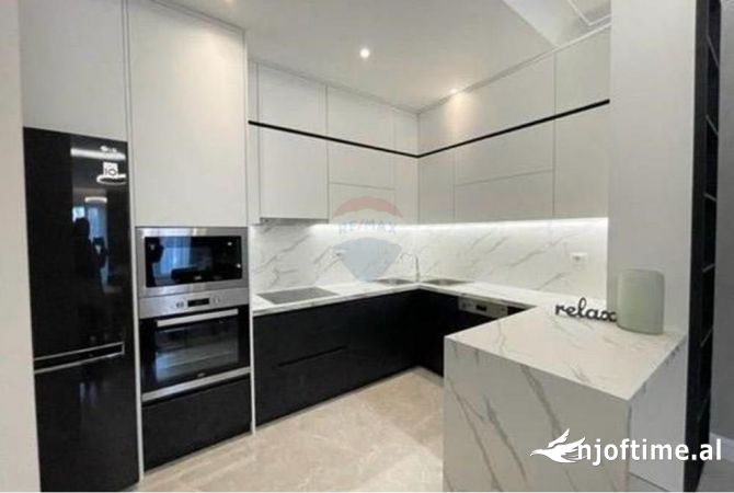 Shtepi me qera Apartament ne Tirane, 2+1, Mobilimi E mobiluar, Pagesa 1,600  Euro.