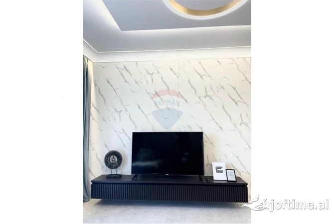 Shtepi me qera Apartament ne Tirane, 2+1, Mobilimi E mobiluar, Pagesa 1,600  Euro.