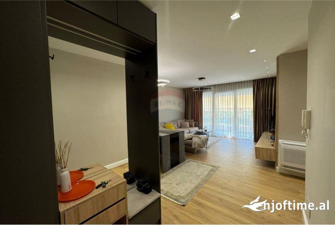 Shtepi ne shitje Apartament ne Tirane, 2+1, Mobilimi E mobiluar, Pagesa 220,000  Euro.