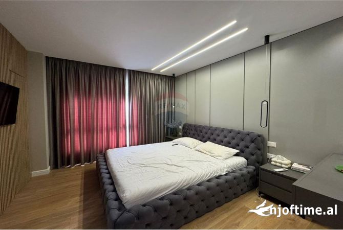 Shtepi ne shitje Apartament ne Tirane, 2+1, Mobilimi E mobiluar, Pagesa 220,000  Euro.