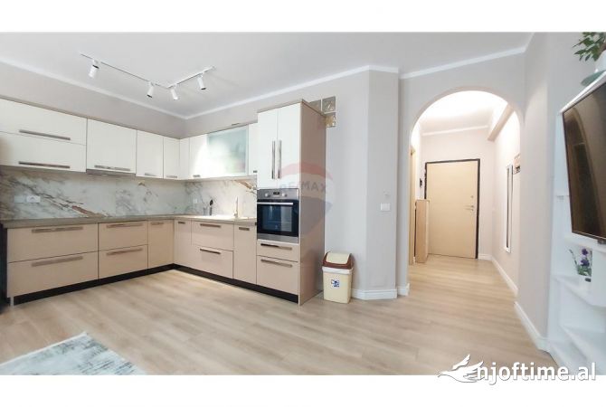Shtepi me qera 1+1 ne Tirane - 550 Euro