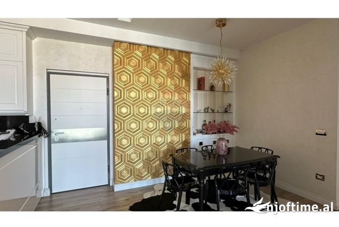 Shtepi me qera Apartament ne Tirane, 2+1, Mobilimi E mobiluar, Pagesa 2,500  Euro.