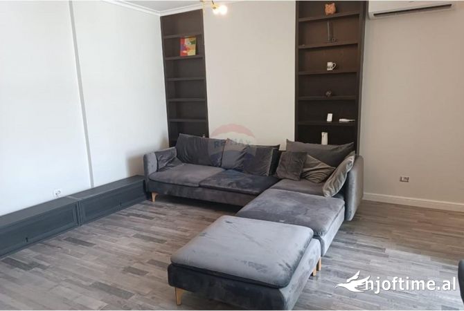 Shtepi ne shitje 2+1 ne Tirane - 230,000 Euro