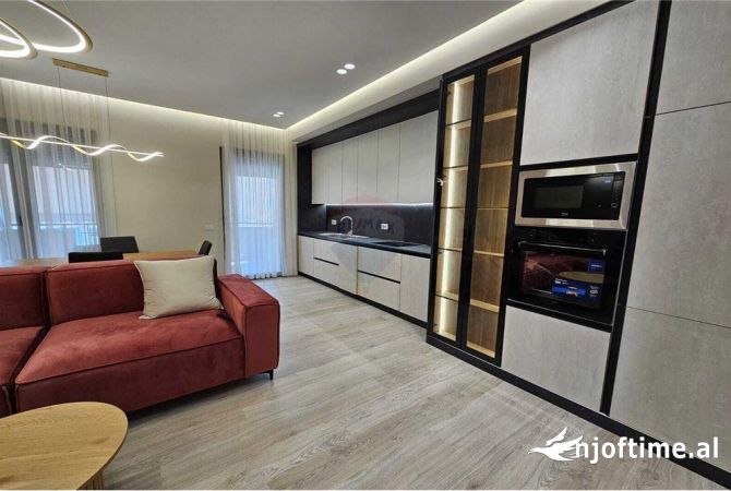 Shtepi me qera 2+1 ne Tirane - 1,500 Euro