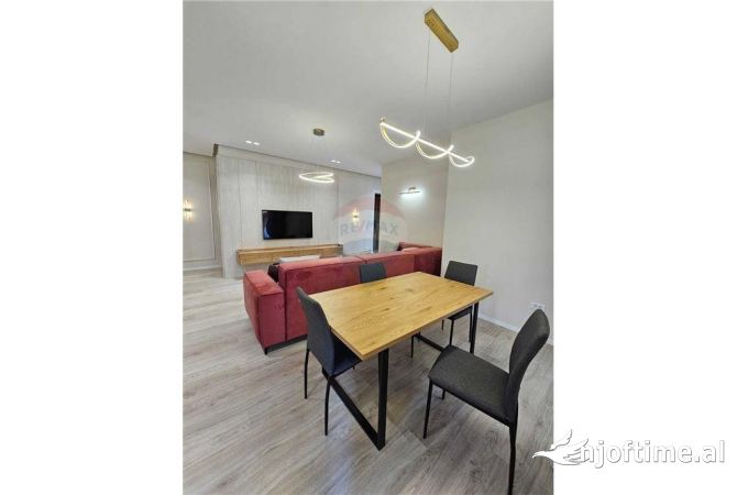 Shtepi me qera Apartament ne Tirane, 2+1, Mobilimi E mobiluar, Pagesa 1,500  Euro.