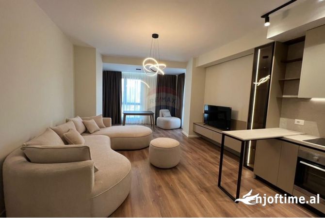 Shtepi me qera 2+1 ne Tirane - 1,000 Euro