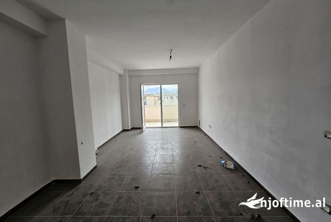 Shtepi ne shitje 2+1 ne Tirane - 150,000 Euro