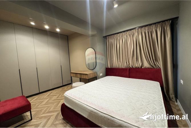 Shtepi ne shitje Apartament ne Tirane, 1+1, Mobilimi E mobiluar, Pagesa 199,000  Euro.