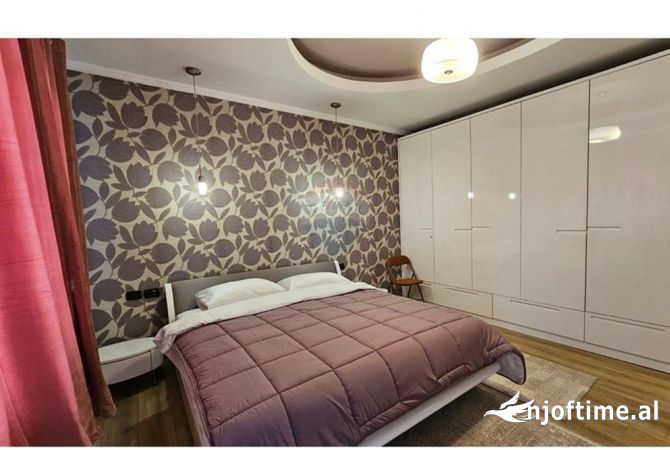 Shtepi me qera 2+1 ne Tirane - 1,000 Euro