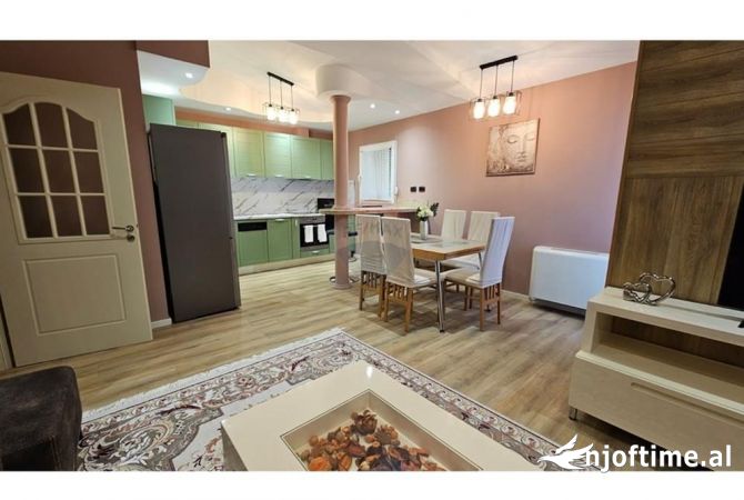 Shtepi me qera Apartament ne Tirane, 2+1, Mobilimi E mobiluar, Pagesa 1,000  Euro.