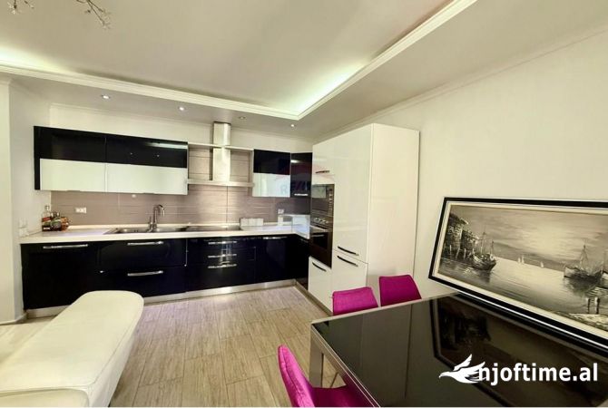 Shtepi ne shitje 2+1 ne Tirane - 210,000 Euro