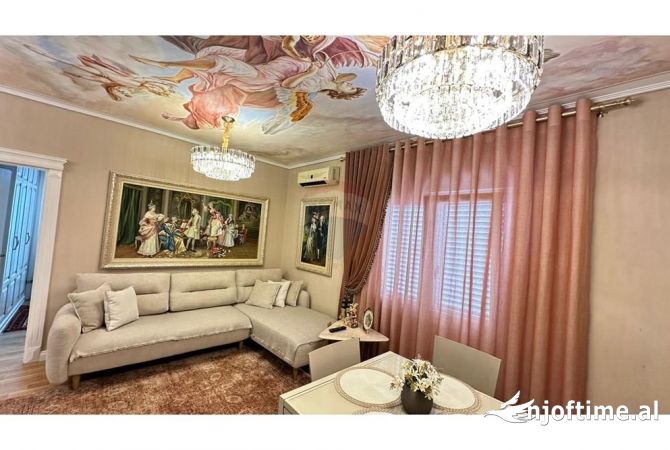 Jepet Apartament 2+1 me qera ne Myslym Shyr