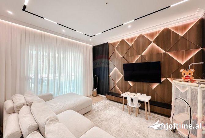 Shtepi ne shitje 2+1 ne Tirane - 249,000 Euro