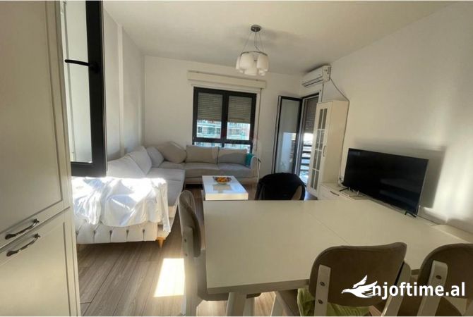Shtepi ne shitje 2+1 ne Tirane - 175,000 Euro