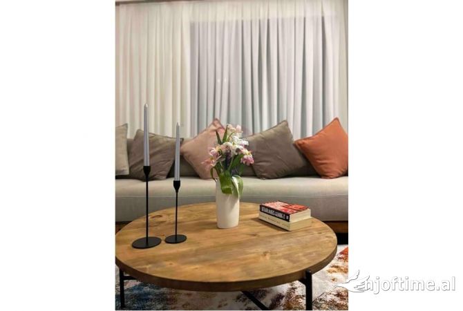 Shtepi me qera 1+1 ne Tirane - 1,050 Euro