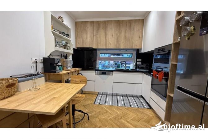 Casa in vendita 3+1 a Tirana - 268,000 Euro
