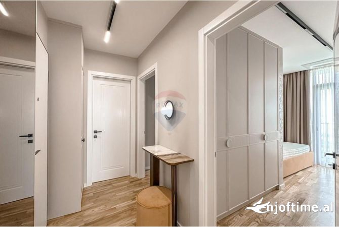 Shtepi me qera Apartament ne Tirane, 2+1, Mobilimi E mobiluar, Pagesa 2,000  Euro.