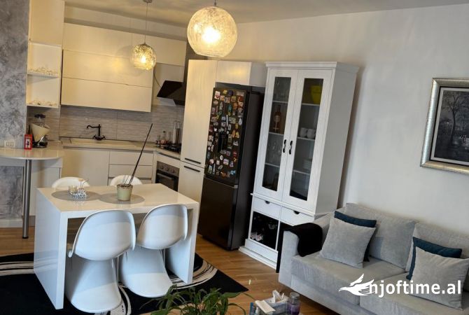 Shtepi me qera 2+1 ne Tirane - 600 Euro