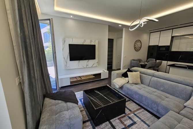 Shtepi me qera Apartament ne Tirane, 2+1, Mobilimi E mobiluar, Pagesa 2,000  Euro.