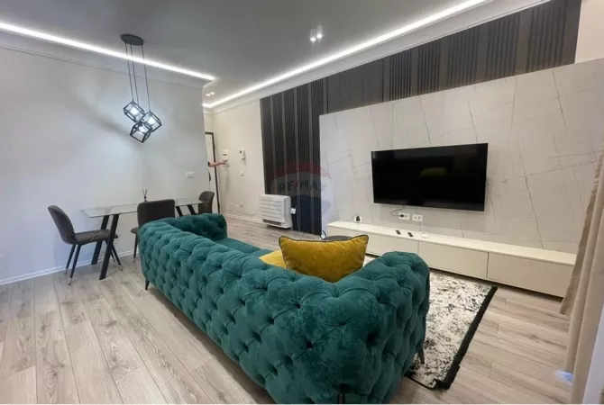 Shtepi me qera 2+1 ne Tirane - 1,500 Euro