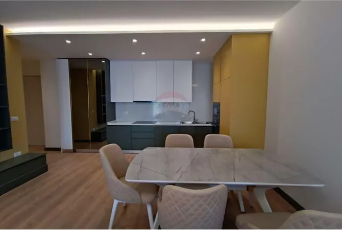 Shtepi me qera 2+1 ne Tirane - 1,200 Euro