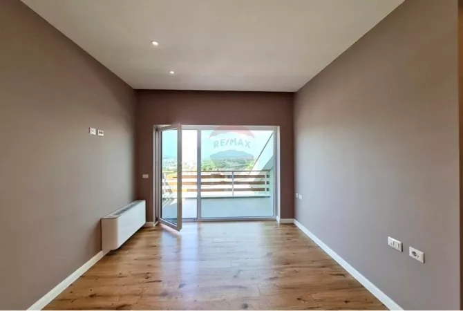 House for Sale 5+1 in Tirana - 1,500,000 Euro