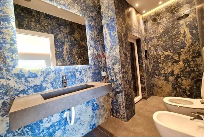 Shtepi ne shitje Vila Luksoze ne Tirane, 5+1, Mobilimi Pjeserisht e mobiluar, Pagesa 1,500,000  Euro.