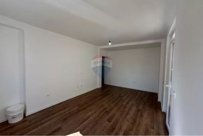 Shtepi ne shitje 1+1 ne Tirane - 167,000 Euro