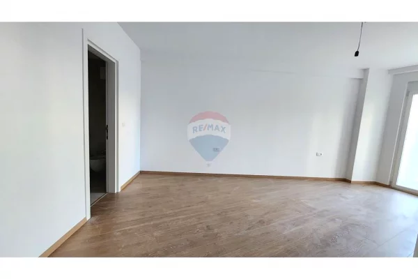 Shtepi ne shitje 2+1 ne Tirane - 385,000 Euro