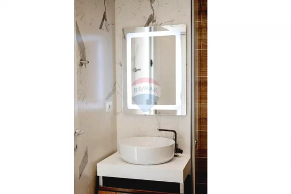 Shtepi me qera Apartament ne Tirane, 2+1, Mobilimi E mobiluar, Pagesa 1,500  Euro.