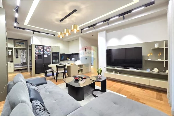 Shtepi ne shitje 2+1 ne Tirane - 470,000 Euro