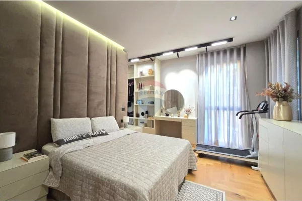 Shtepi ne shitje 2+1 ne Tirane - 470,000 Euro
